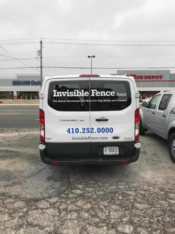 Vinyl Window and Vehicle lettering and contact information by Sign Central, Inc.